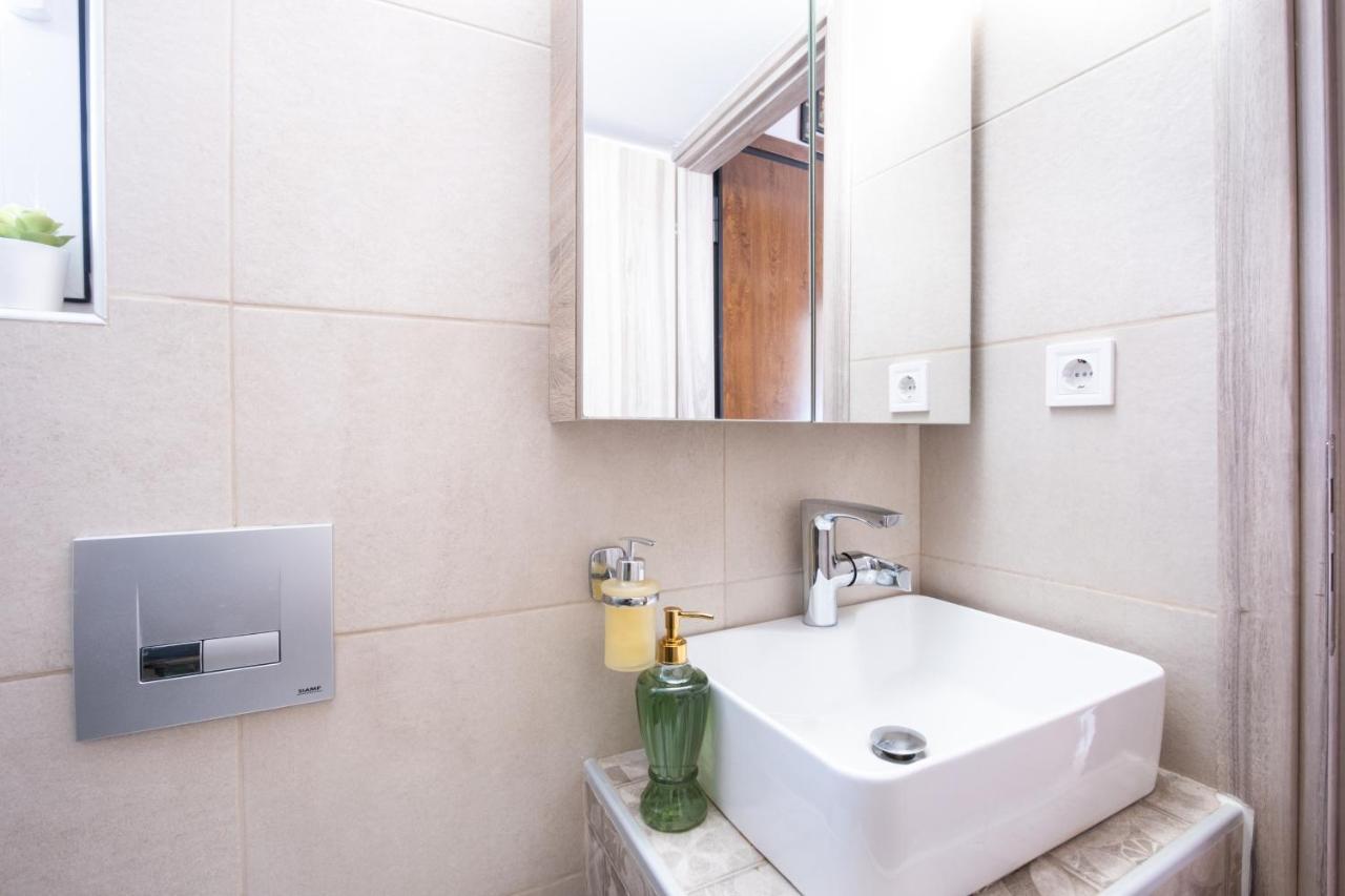 Family Apartment Near Port Pireo Esterno foto