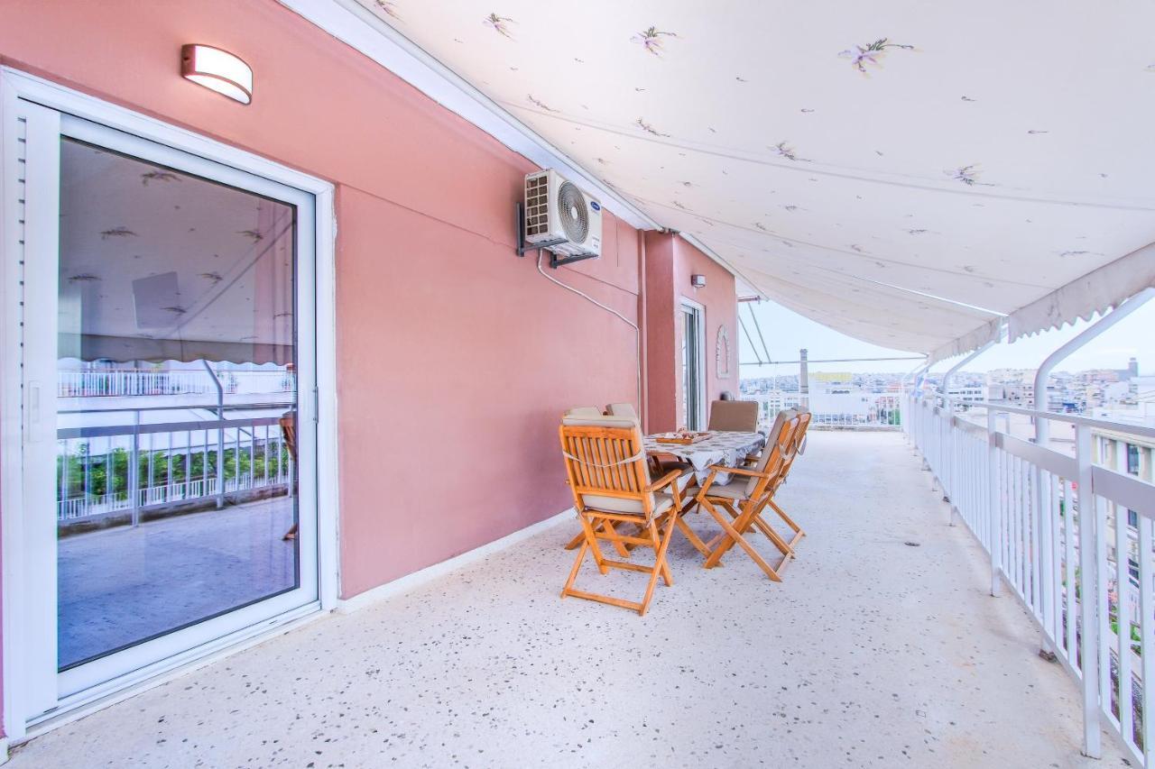 Family Apartment Near Port Pireo Esterno foto